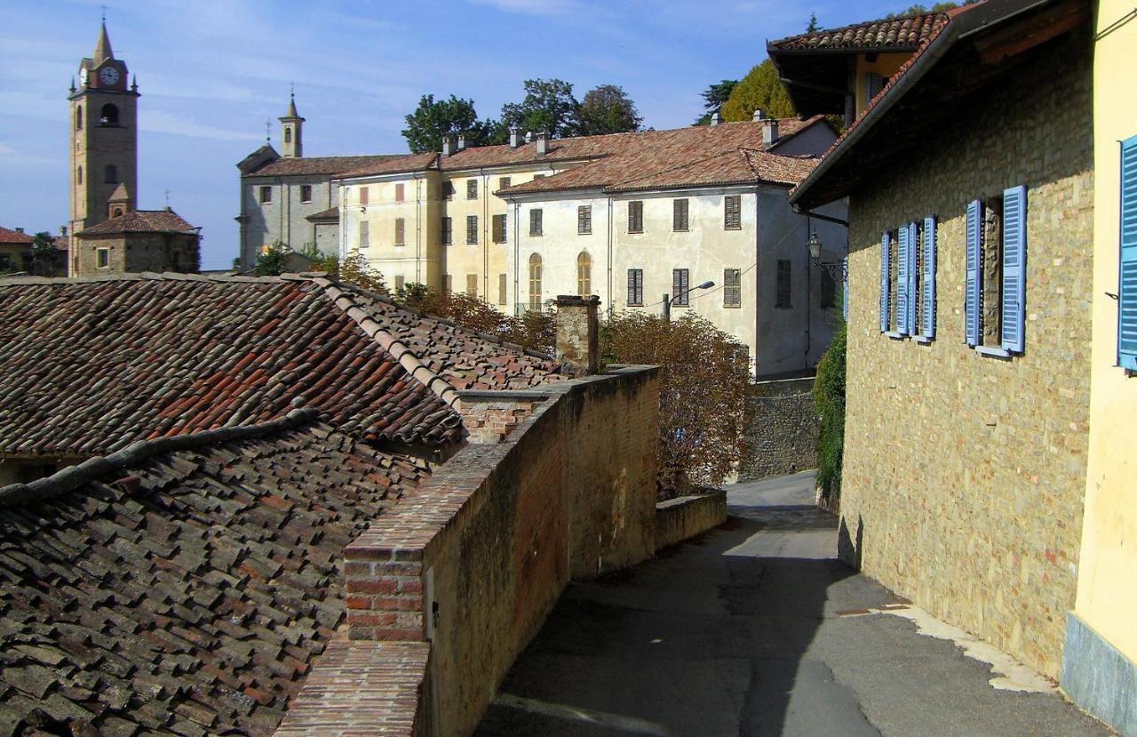 Monforte dʼAlba Le Case Della Saracca מראה חיצוני תמונה